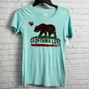 Blue 84 NEW Cali on my mind bear graphic California love tee size Small